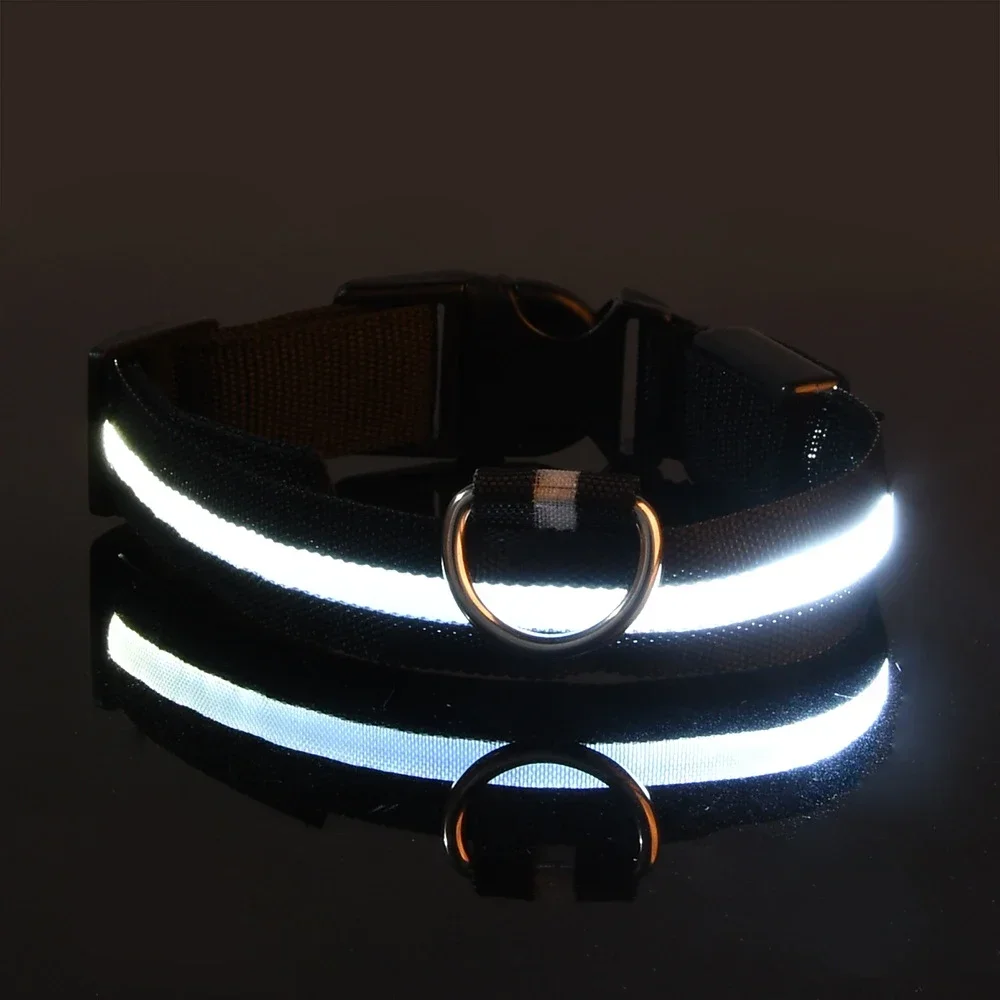 Halsband Nylon LED Nachtveiligheid Knipperend Glow In The Dark Hondenriem Honden Lichtgevende fluorescerende hondenaccessoires halsband