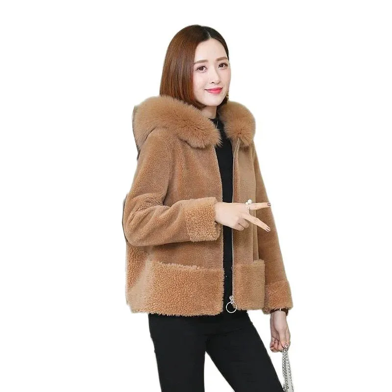 

Nice New Short Sheep Shearing Coat Jacket Women Winter Faux Fur Overcoat Middle-aged Female Hooded Windproof And Warm Coats