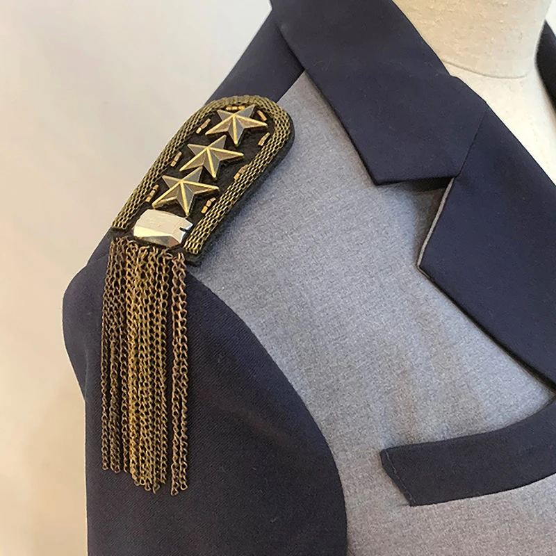 1Pcs Vintage Five Star Tassel Chain Shoulder Board Badges Beads Fabric Metal Epaulet Epaulette Military Pin On Brooch Medal