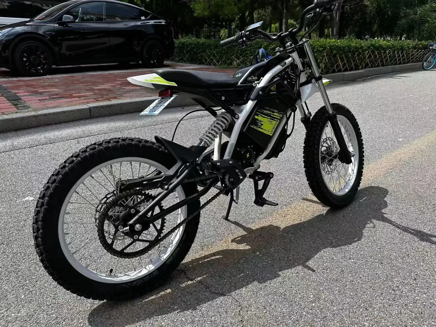 New color scheme commuter, off-road, two-wheeled electric vehicle