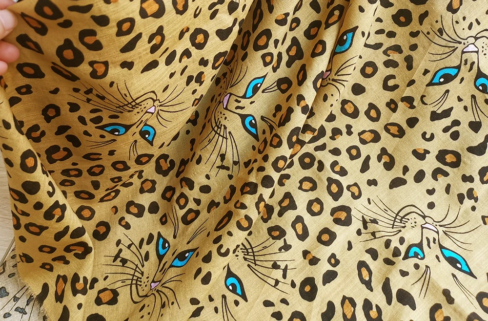 1 Meter x 1,45 Meter Afrika Brown Leopard Dress Material Stoff Dünne Baumwoll-Krepp-Gaze Nicht transparent – Detail 4