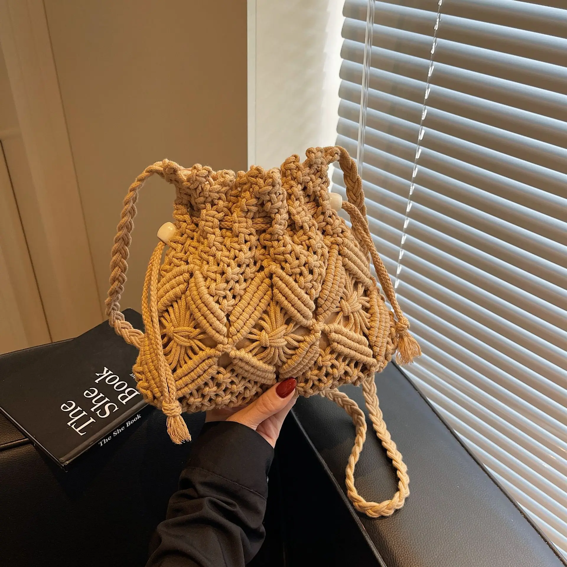 Hollow Hand-Weave K…