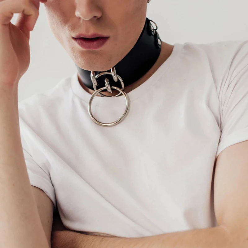 

Man Sexy Neck Belts Black Sexy Unisex Adult PU Leather Collar Locks Bondage Gear Adjustable Grilfriend Playing Erotic Accessory