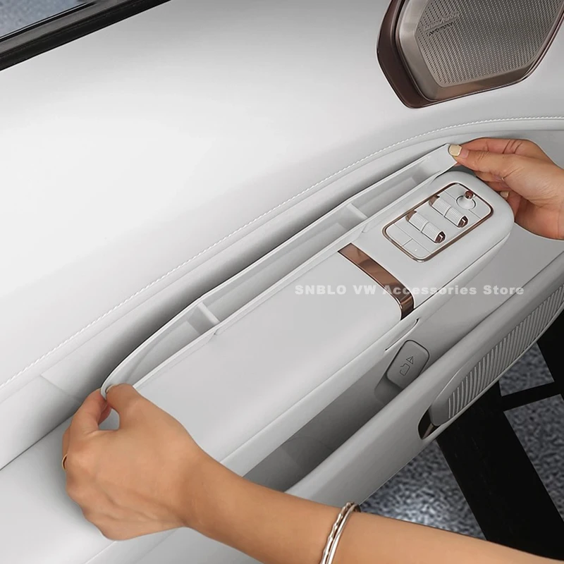 Car Door Armrest Storage Barrel Door Handle Container Holder Box for LYNK&CO 900 Interior Accessories 2025