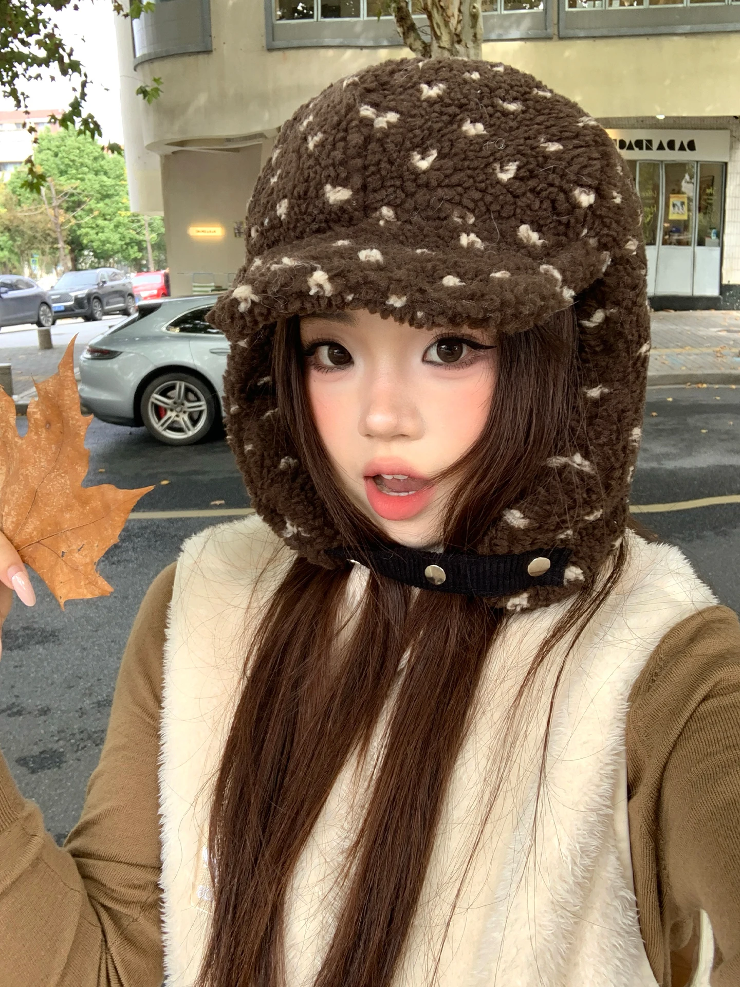 Korean Polka Dot Winter Hat Women's Thickened Warm Ear Protection Flying Cap Casual Style No Brim Foldable round Top Metal Bu...