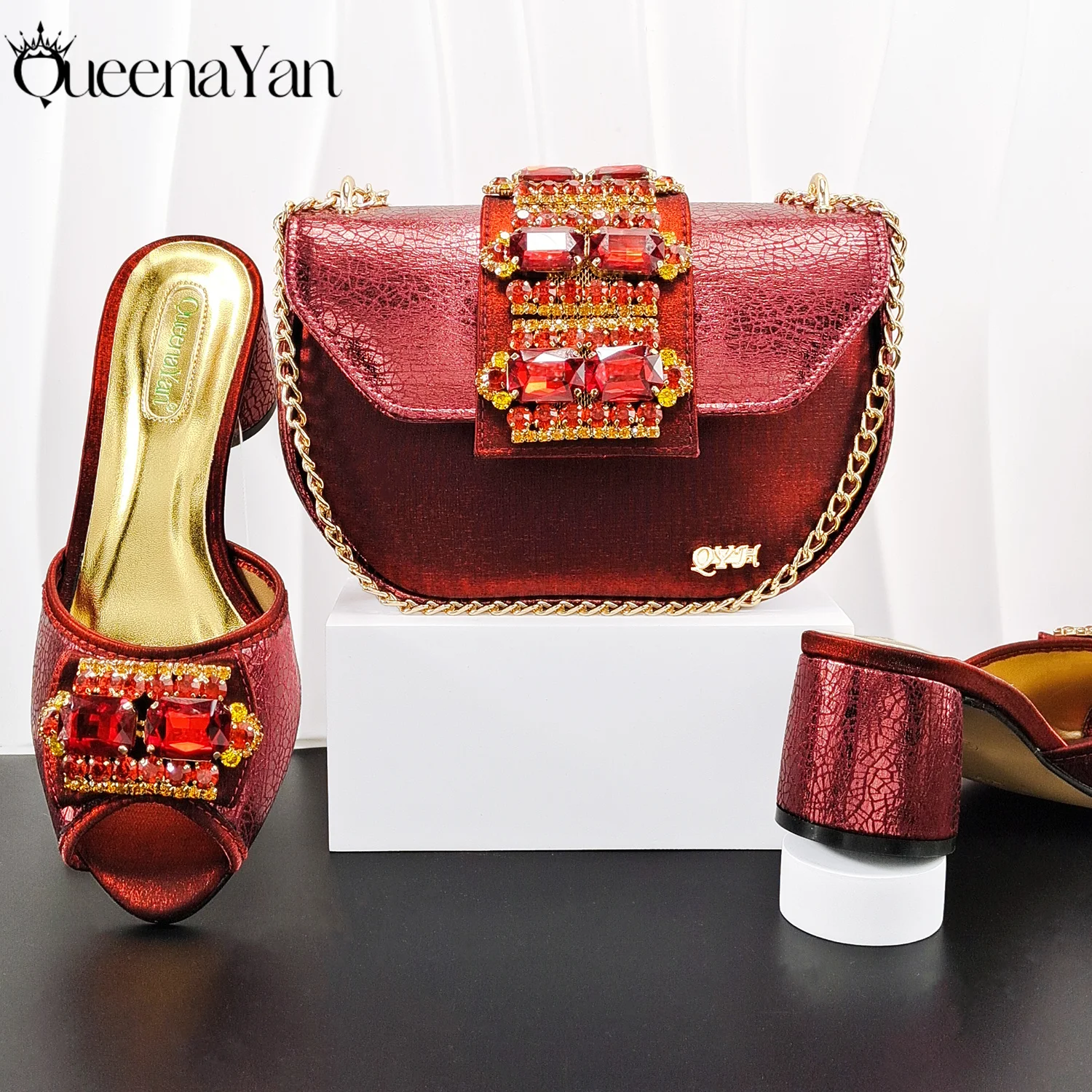 

Новинка 2026: Комплект из мягкой сумки и сандалий INS Quality небесно-голубого цвета. Женская повседневная обувь для вечеринок или работы. Нигерийская женская обувь.