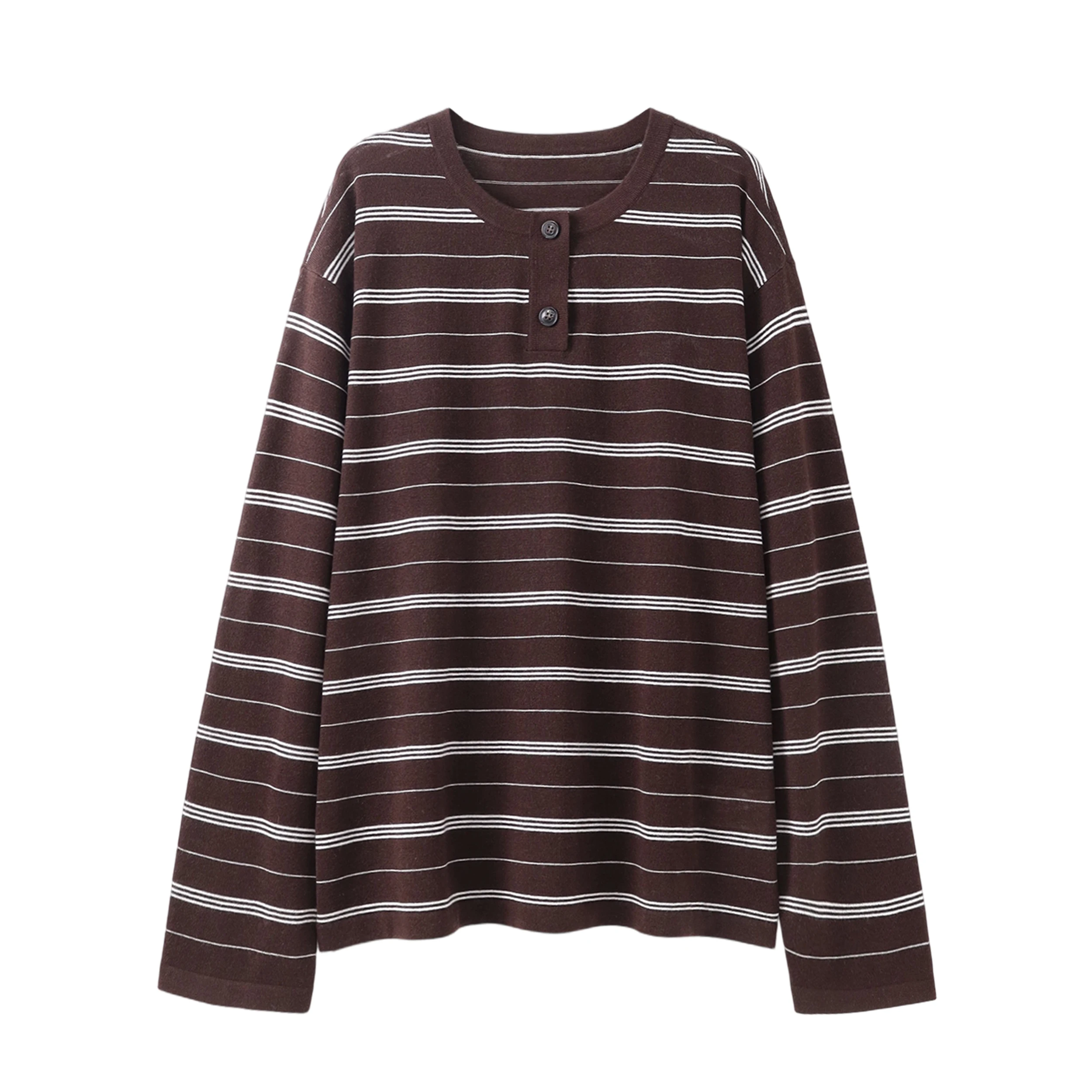 Knitted sweaters made of merino wool — casual, versatile, and perfect for everyday wear