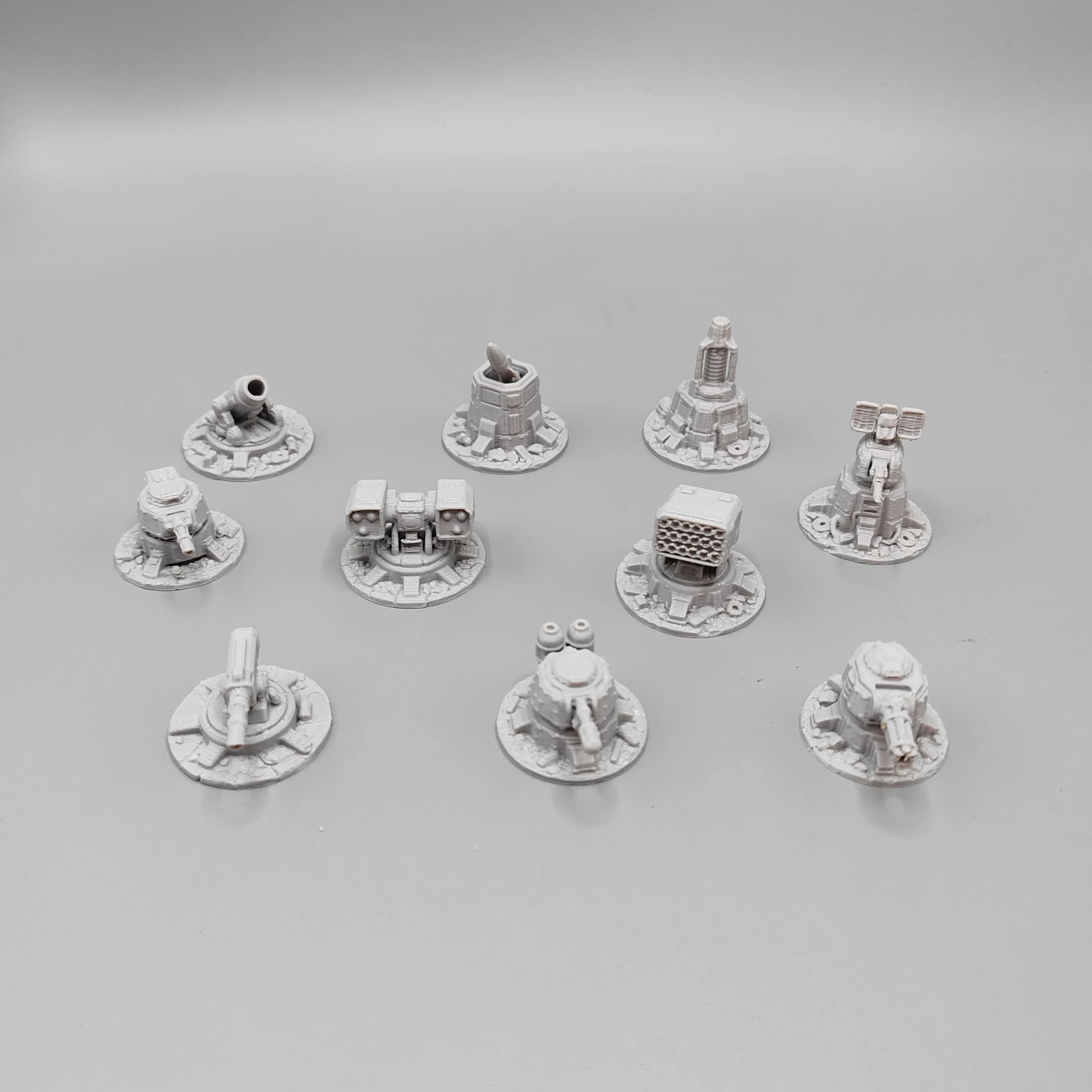 Sci-Fi Outpost Defense Turret Diorama Components, 2-4cm Unpainted 3D Printed Mini Scenery Ornaments for Adult Collectors