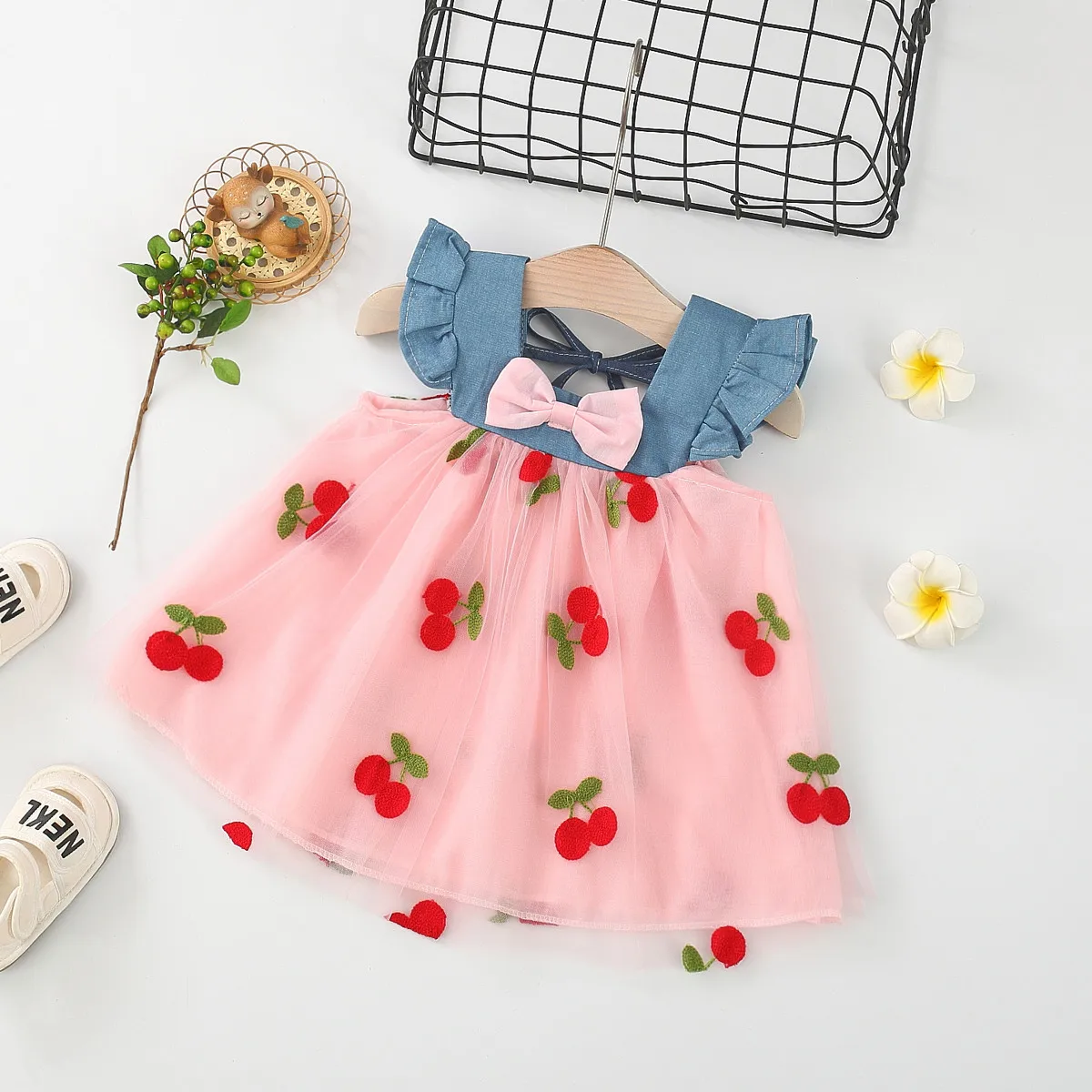 Girls Dresses Summer Mesh Bow Cherry Pattern Baby Girl Dress Sweet Fluffy Beach Girl Dress Clothing