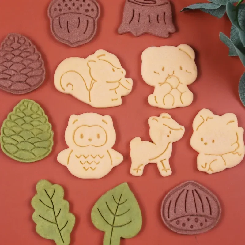 Forest Animal Shape Cookie Cutter Cute Squirrel Owl Leaf 3D Hand Pressure Embossed Fondant Biscuit Mould Kitchen Accessories