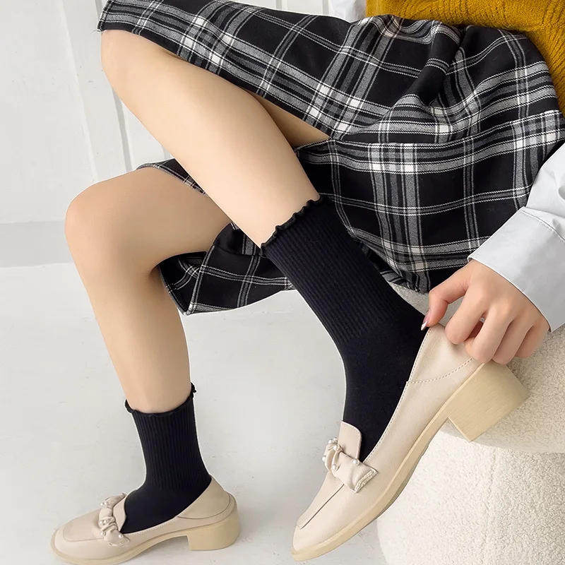 Women's Socks New Spring Summer Japanese Style Breathable Girls Kawaii Mid-tube Socks Solid Color Ruffled Frilly Casual Socks