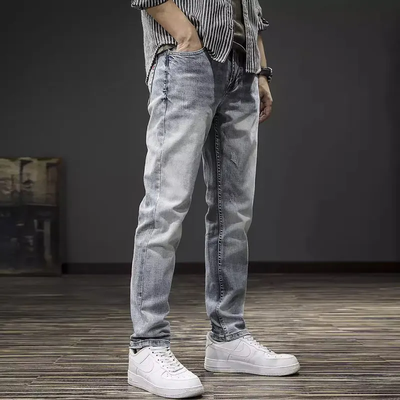 Fashion Designer Men Jeans Retro Light Blue Stretch Slim Fit Ripped Jeans Men Italian Style Vintage Casual Denim Pants Hombre