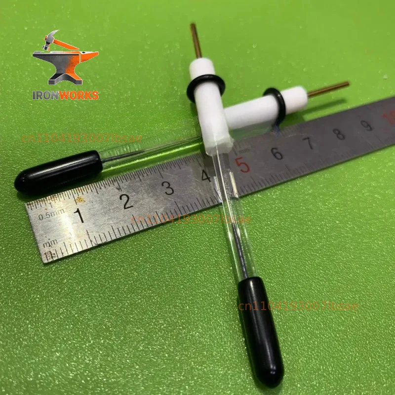 Silver silver   reference electrode. R0302 Ag / AgCl reference electrode. Removable and liquid filled.