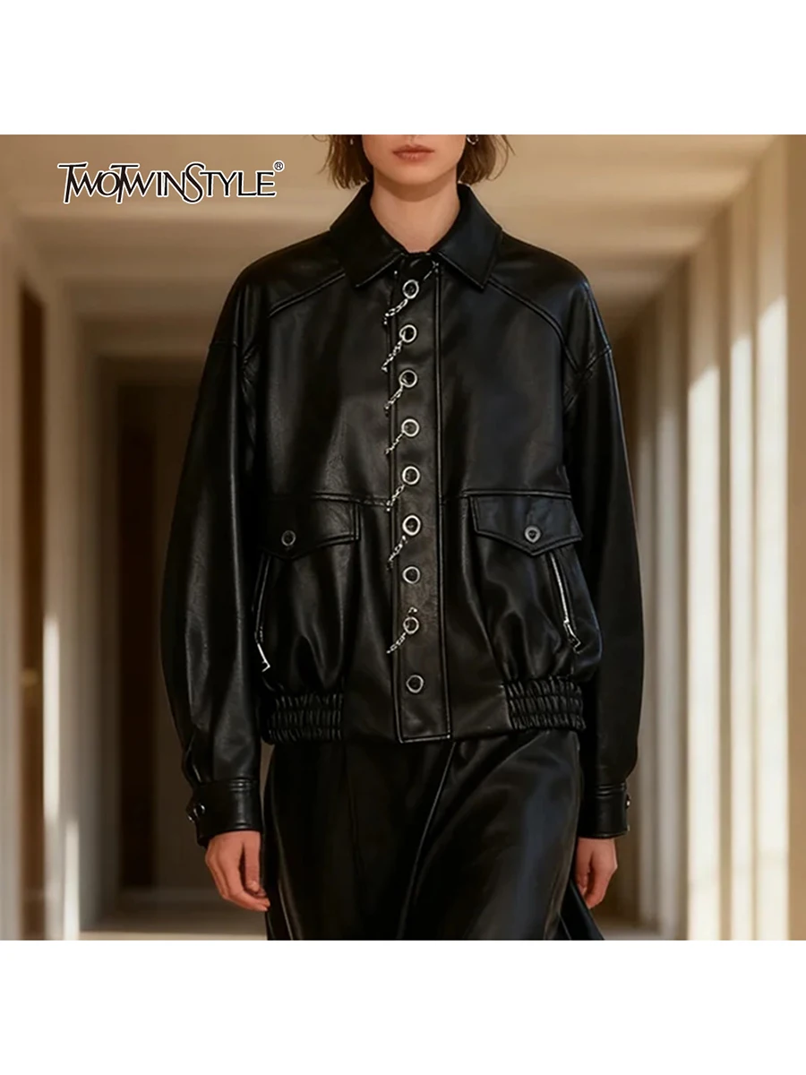 

TWOTWINSTYLE Loose Spliced Chain Fashion Leather Jackets for Women Lapel Long Sleeves Patchwork Pockets Jacket Female Clothing