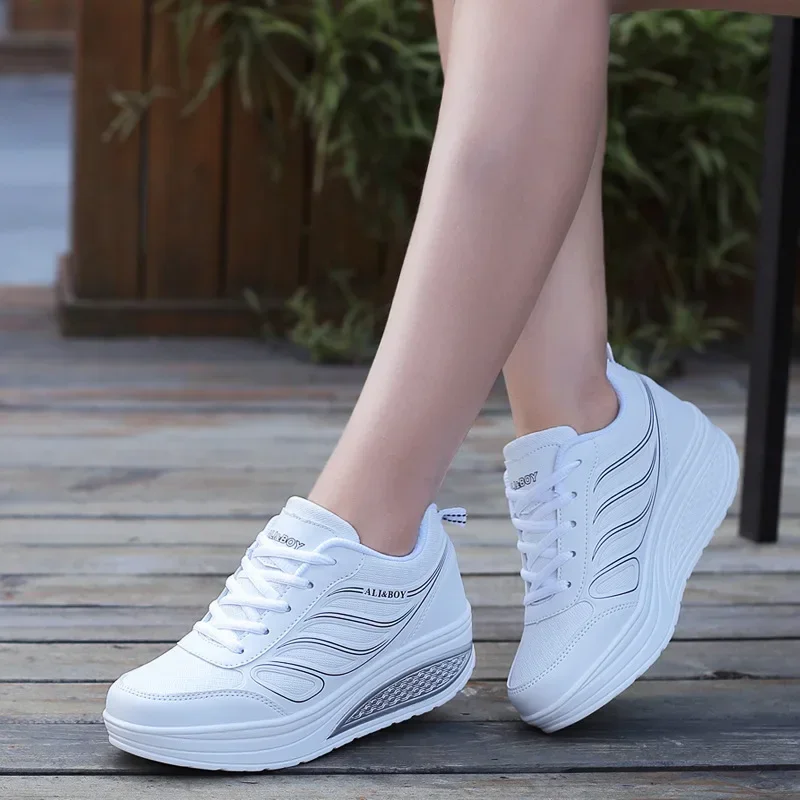 2024 Running Shoes for Women Fashion Mesh Breathable Sneakers Lace Up Wedge Platform Shoes Ladies Outdoor Casual Sport Shoes