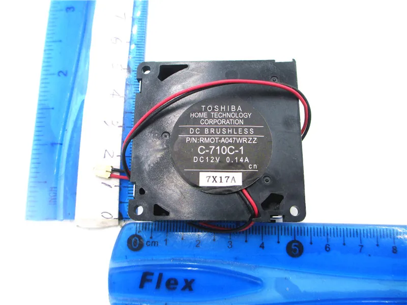 

NEW FOR TOSHIBA C-U01C-1 12V 0.14A 5cm RMOT-A047WZZ C-710C-1 5.5cm projector fan
