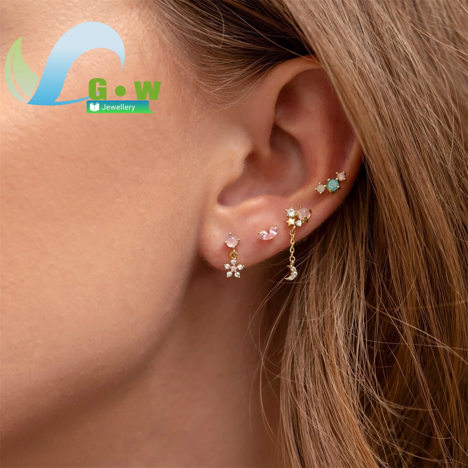 

S925 Silver Trendy Earring Set For Women Ins Light Luxury Elegant Daily Earrings Design Micro Inlaid Zirconia Ear Studs Jewelry