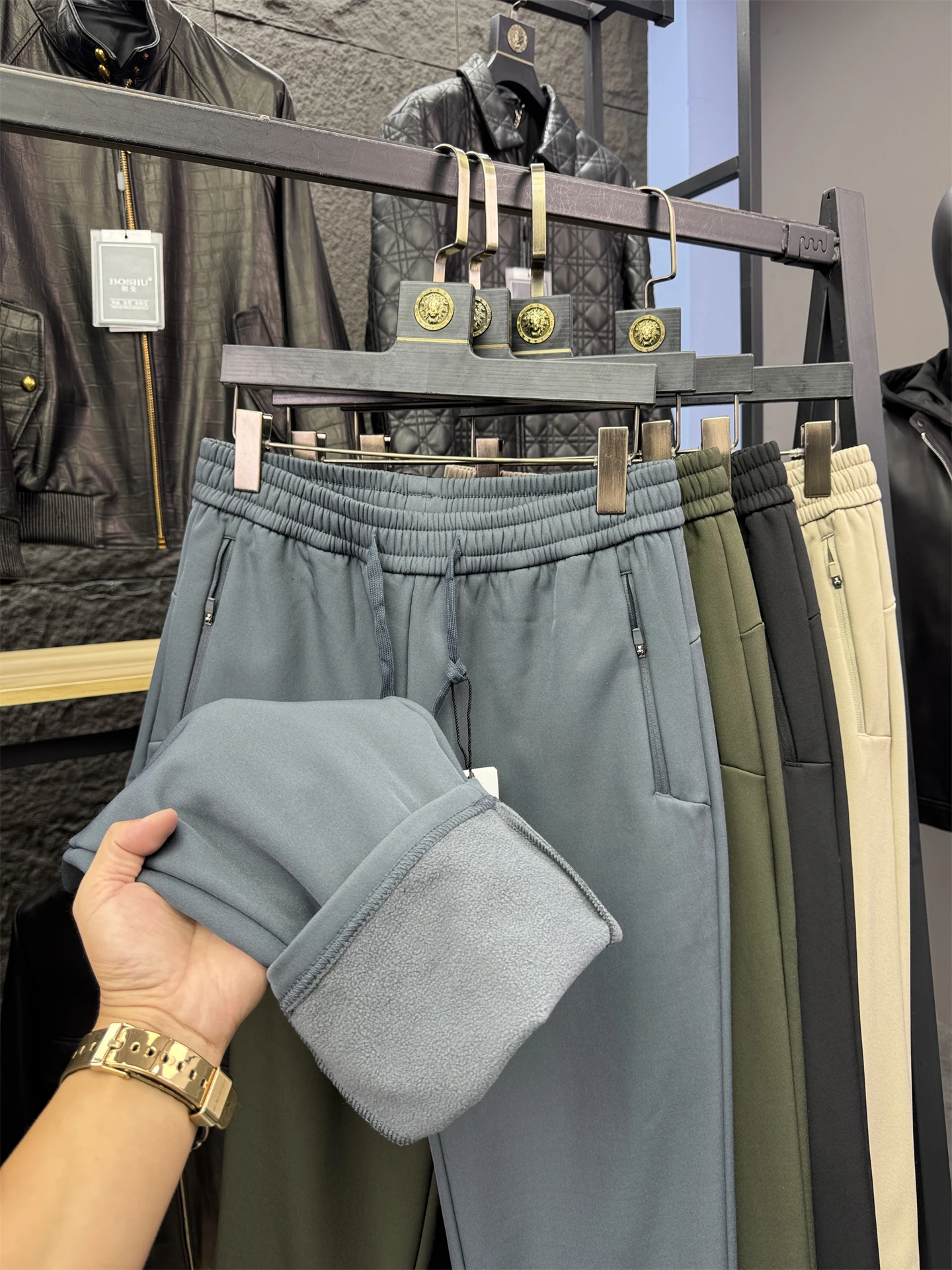 

Men's Thiened Fce Lined Relaxed Fit Straight Leg Work Trousers Autumn Winter Faion Color Comfortable Warm Casual...