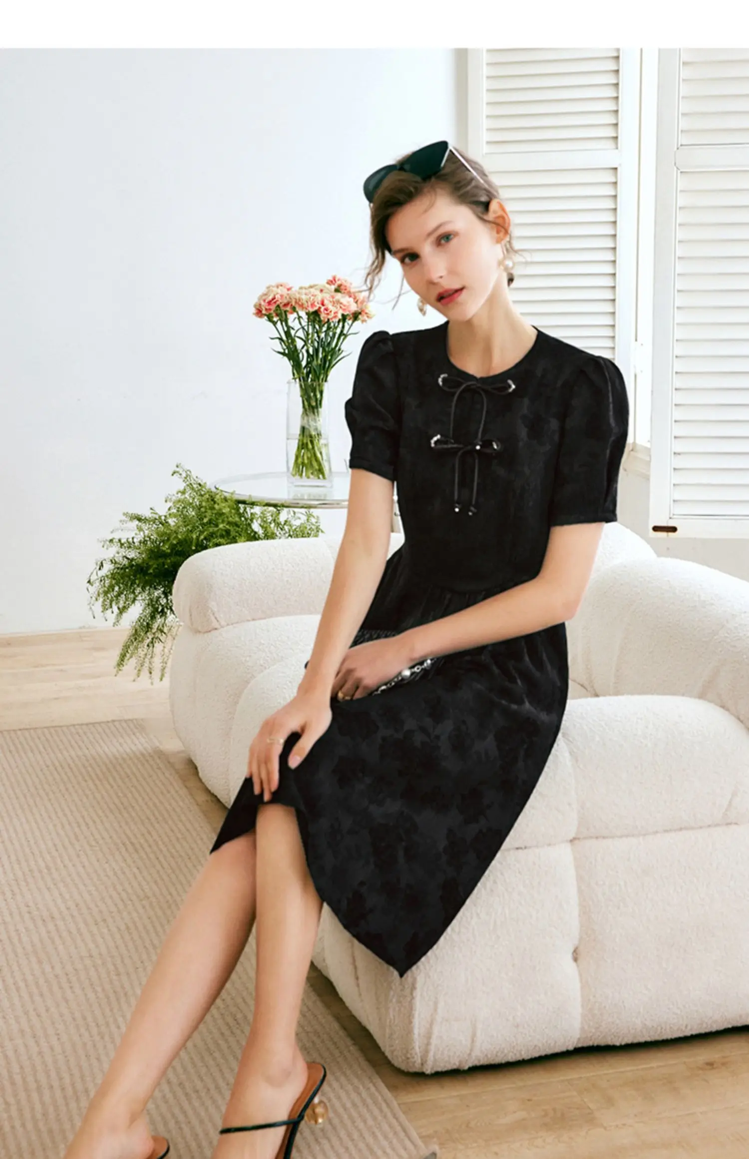 

OLrain 2025 Summer Chinese Style Black Jacquard Womens Dresses Chic Frog Button A-line Puff Sleeve Mid-length Dress O22XL01836
