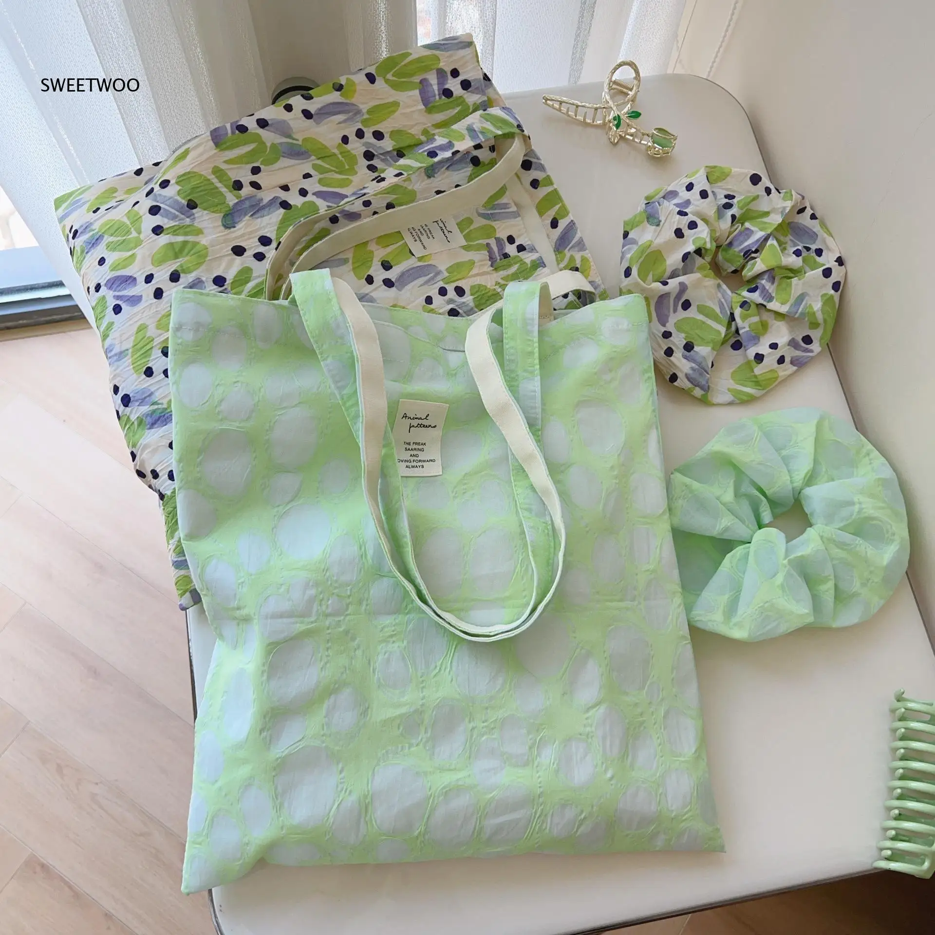 Bubble Polka Dot Floral Wrinkled Linen Tote Bag Matching Scrunchie Set Vacation Outdoor Shopping Casual Shoulder Hand Bag