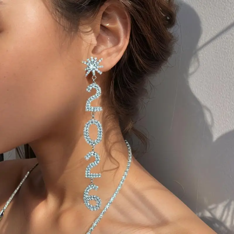 2026 السنة الجديدة المرأة أنيقة حجر الراين ضوء فاخر انخفاض الأقراط الطويلة مجوهرات الحفلات هدايا عيد الميلاد والذكرى السنوية الموضة