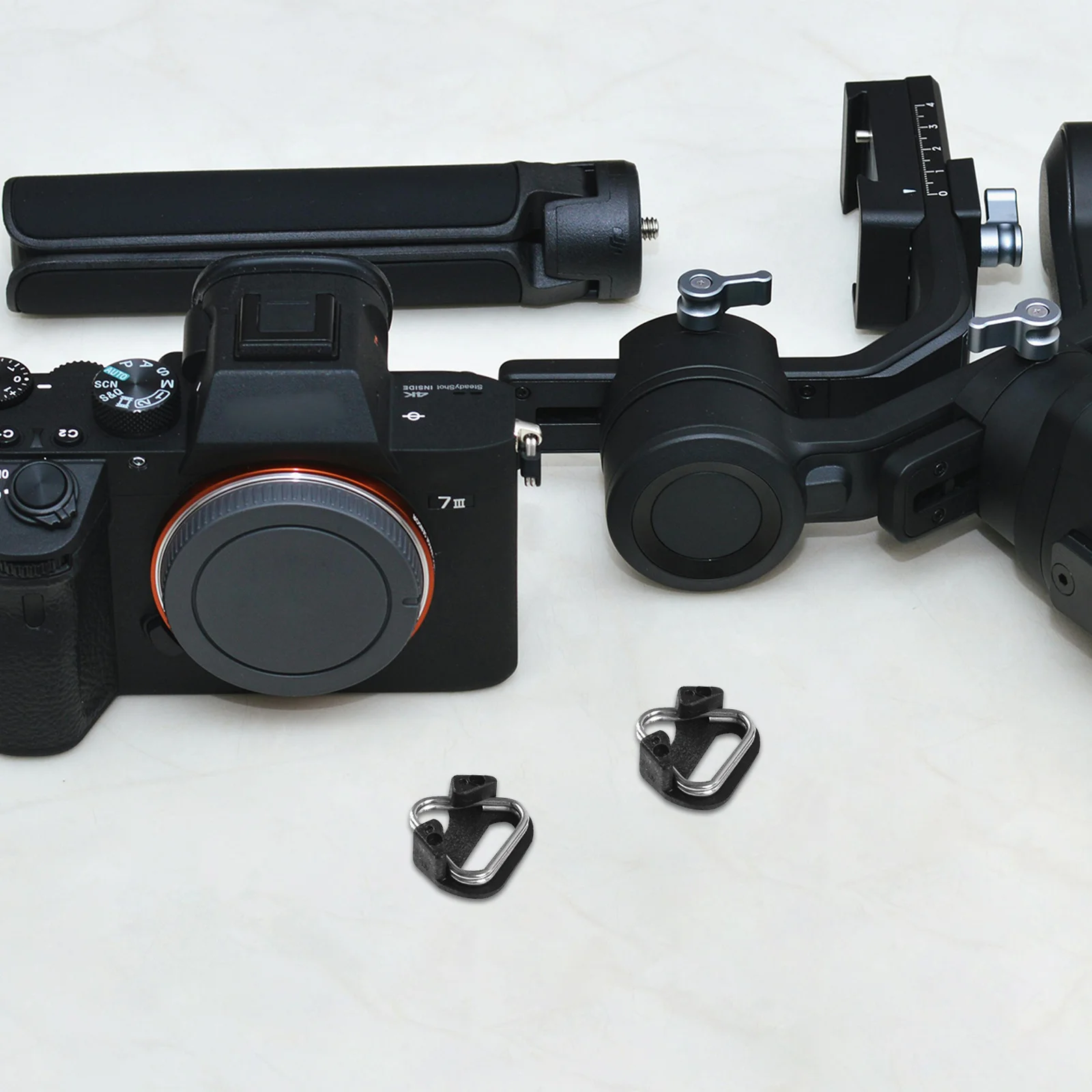 

10Pcs Triangle Split Hook Camera Clip Durable and Practical for Camera Waist Belt and Shoulder Strap Triangle Hook