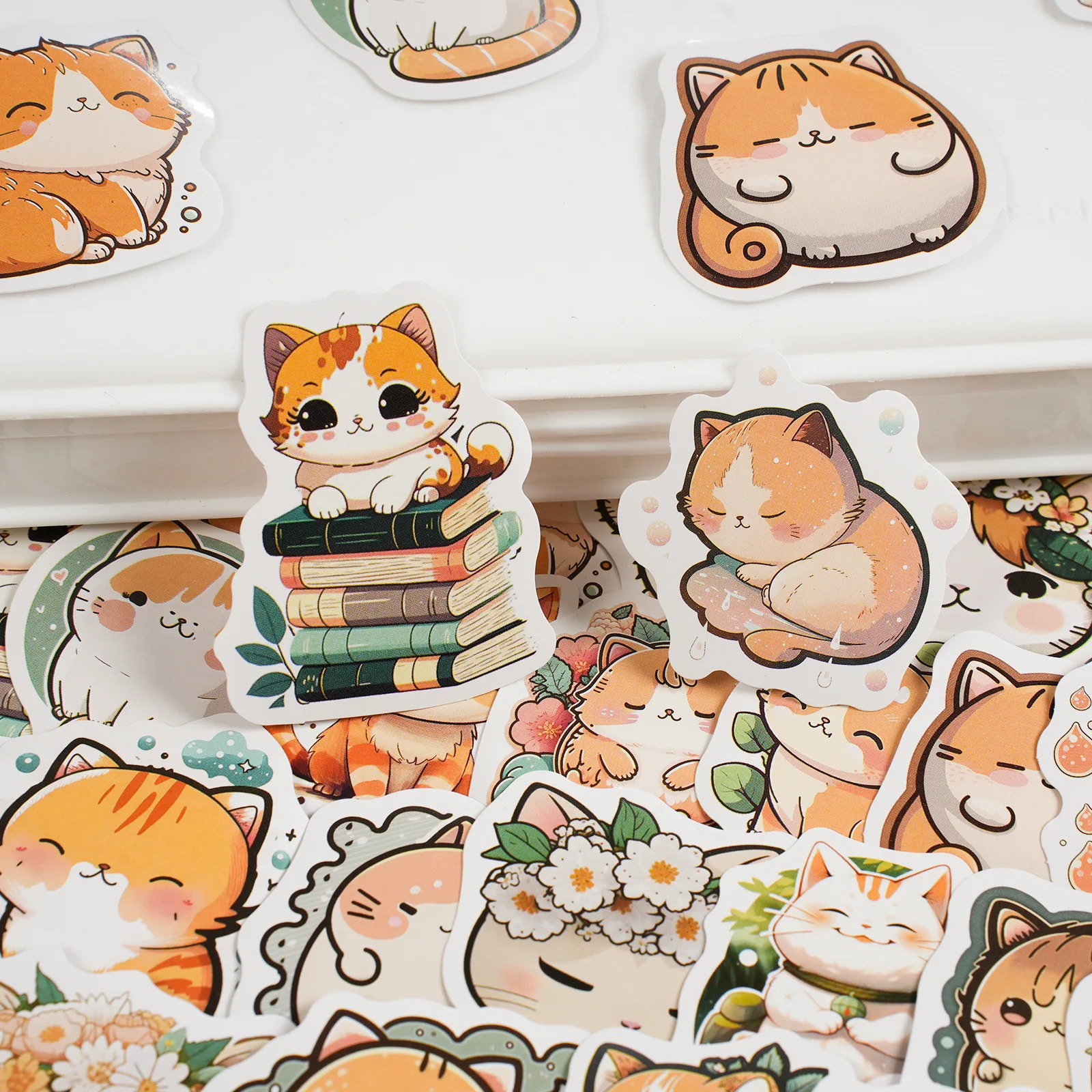 30 Pcs/box Small Size Scrapbook Stickers Boxed DIY Decoration Super Cute Cats Stickers For Laptop Planners Scrapbook Suitcase