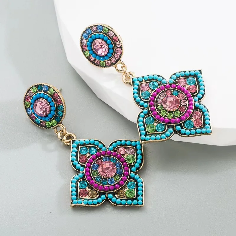 1 Piece Of Vintage Bohemian floral Colored Rhinestone Earrings For Women\'s Fashionable Temperament Earrings