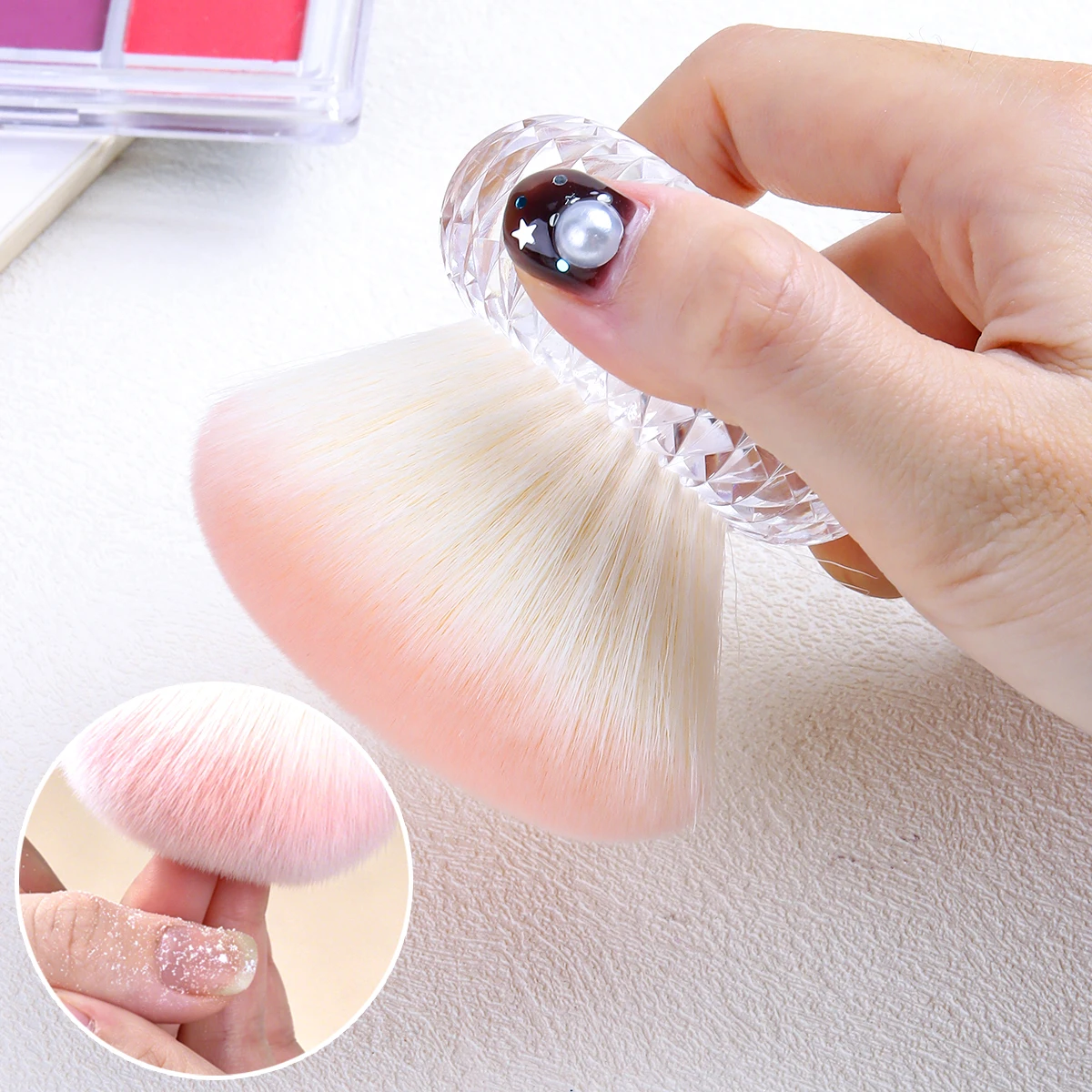 Large Nail Dust Brush, Soft and Gentle on Hands, Doesn't Attract Dust and Is Easy to Clean; Short-Handled Nail Cleaning Tool.