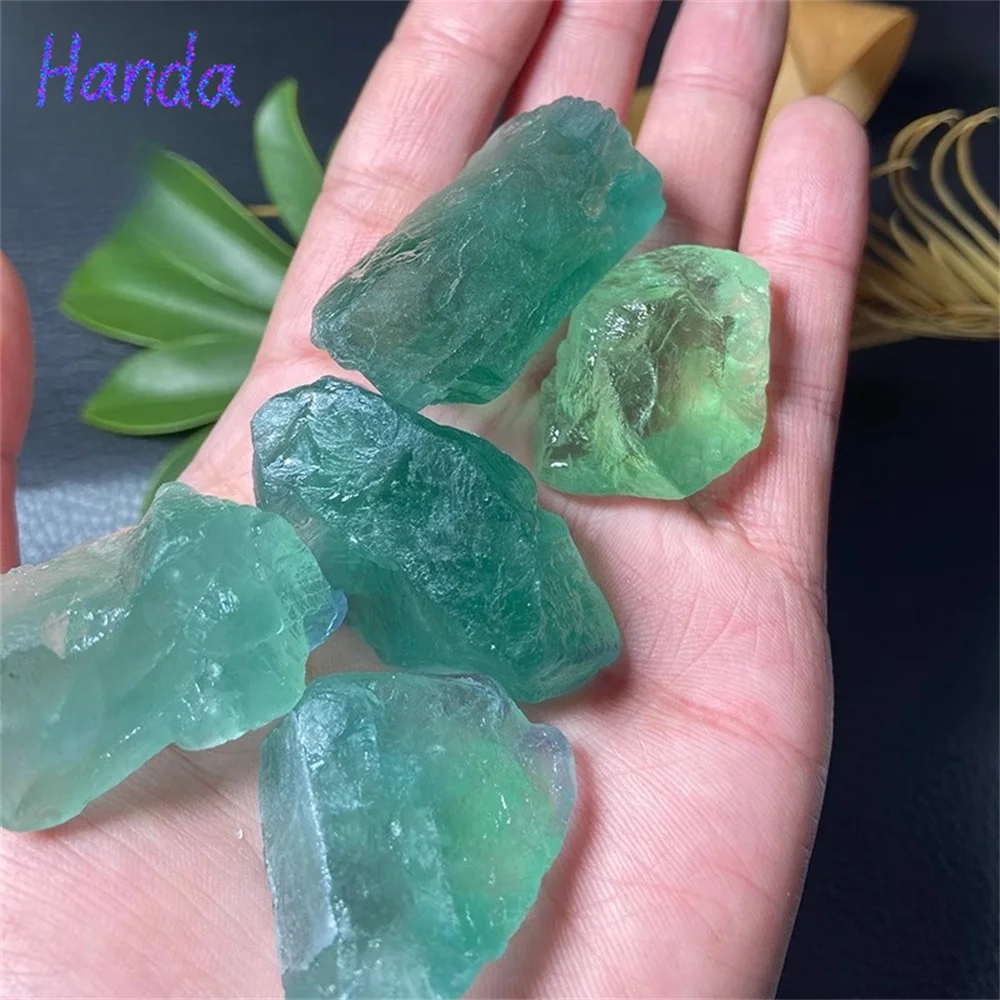 Natural Raw Rough Green Fluorite Garden Home Decoration Quartz Crystal Healing Crystal Diffuse Stone Mineral Specimen