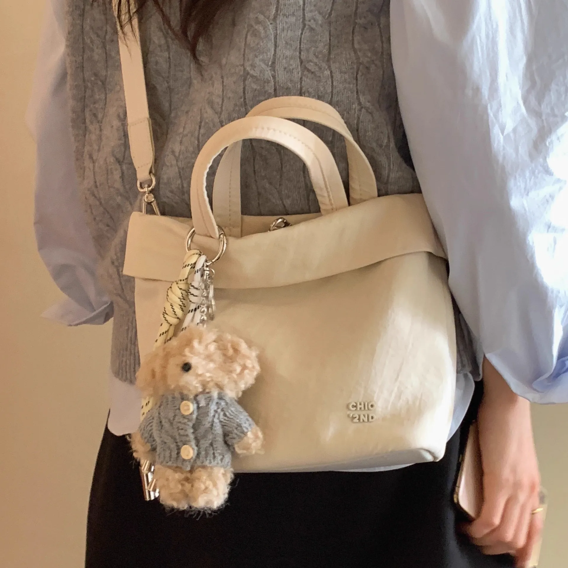 

Solid Color Nylon Cloth Bucket Bag Lightweight Leisure Oxford Cloth Crossbody Bags Handbags Purse Commuting Canvas Bag for Women