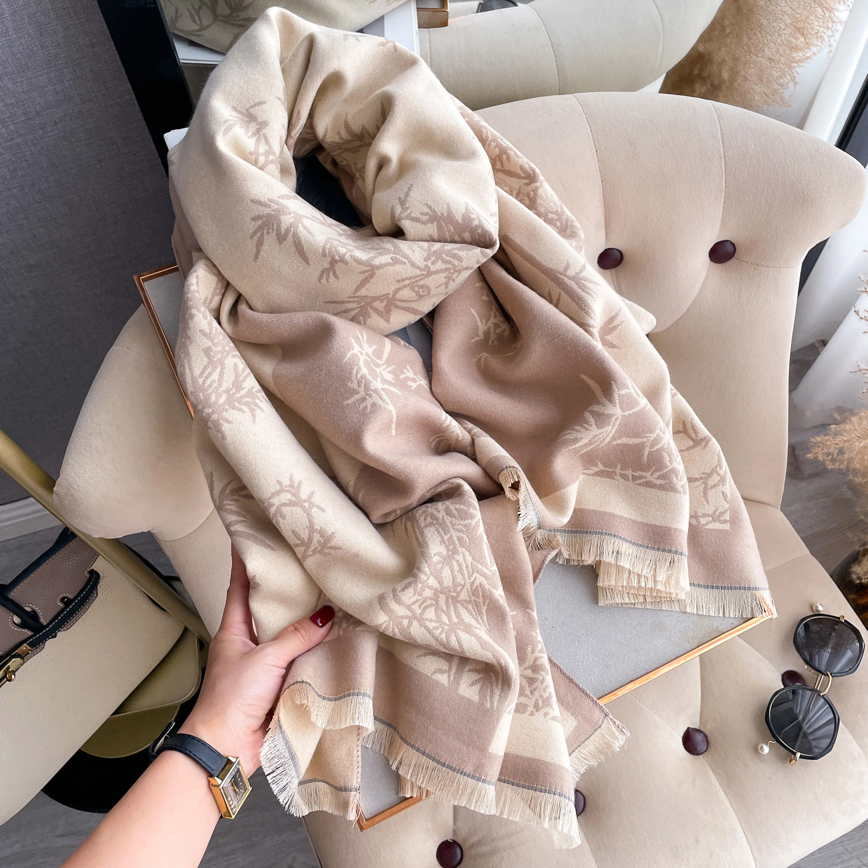 New Warm Poncho Cashmere Winter Women Scarf Bamboo leaf Print Shawl Wraps Female Thick Pashmina Blanket Bufanda Travel Echarpe