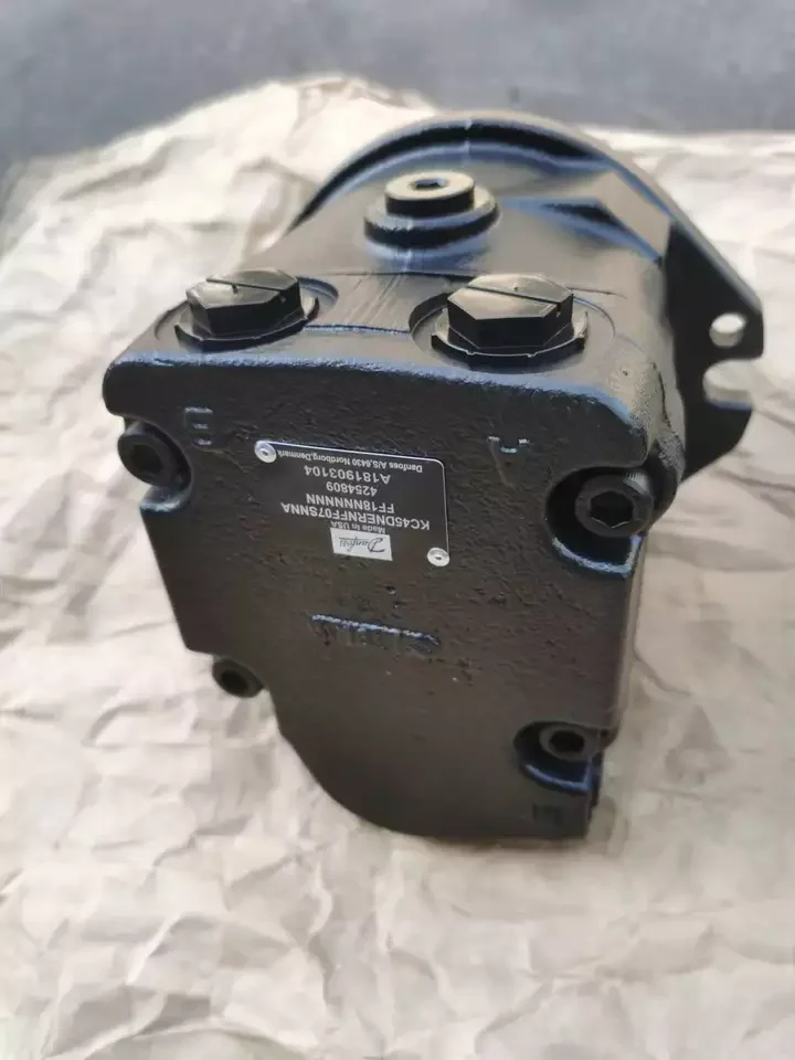 Dan-foss KC45D KC38CNAR KC Variable hydraulic pump KC45DNERNFF07SNNAFF18NNNNNN 4254809 hydraulic motor  KC38 KC45 KC38C