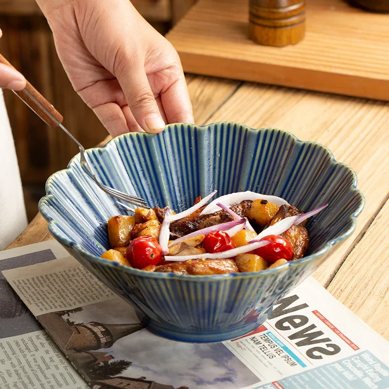 Ceramic Kiln Turned Blue Relief Lace Shape Vegetable Salad Tableware Home Restaurant Supplies, Bamboo hat Soup Noodles Bowl, 1Pc