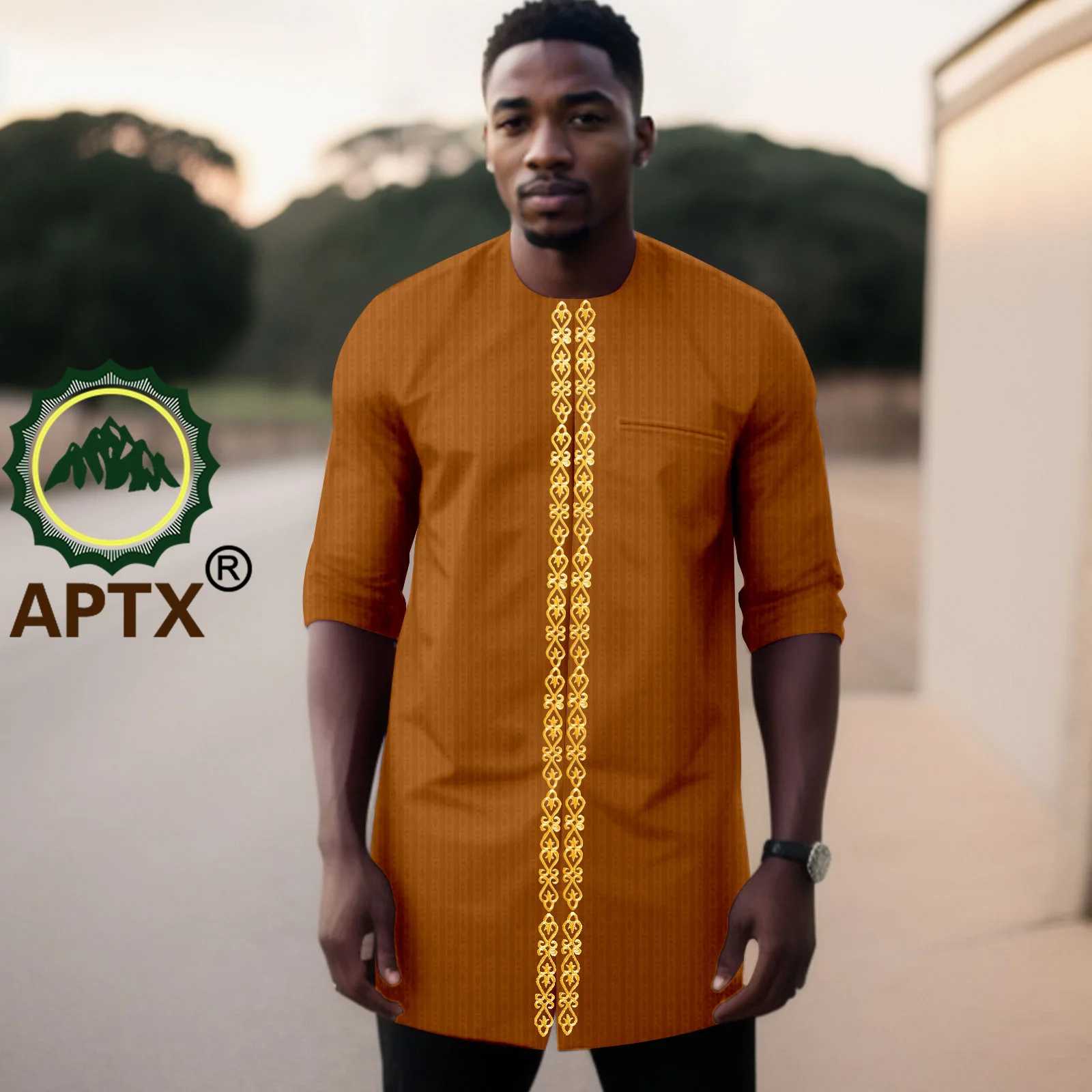 African Clothes for Men 2023 New Traditional Dashiki O-neck Embroidery T-shirt Bazin Riche Attire Date Church Occasion A2312002