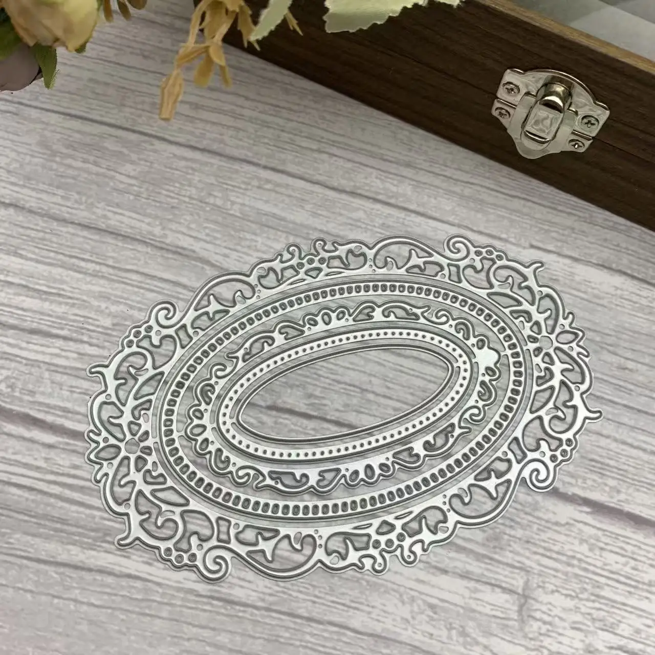 Vintage Multi Layer Hollow Oval Lace Frame Metal Cutting Dies Luxury DIY Scrapbooking Card Craft Dies
