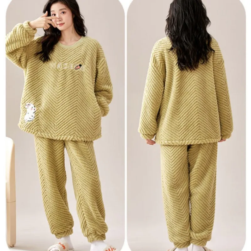 2024 New Coral Velvet Pajamas Women's Autumn and Winter Homewear Thickened Sleepwear Plus Size 200 Pound Pullover Loungewear Set