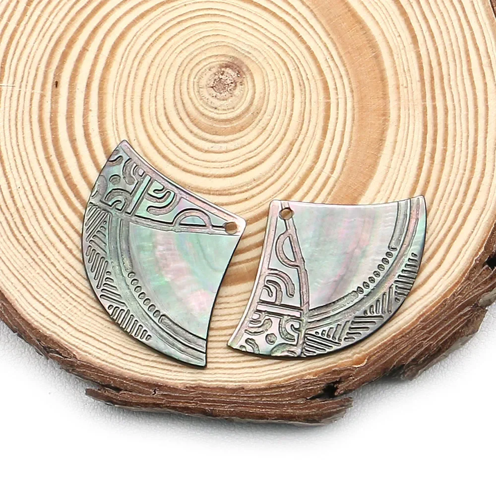 Fan-Shaped Pendant Single-Sided Carved Pattern White Base Single Hole DIY Necklace Jewelry Party Accessory Travel Souvenir Gift