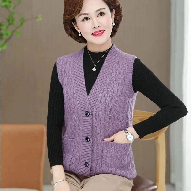 2026 Autumn Winter V-neck Design Sense Ladies Sweater Waistcoat Fashion Leisure Women's Knitting Cardigan Sweater Vest Jacket