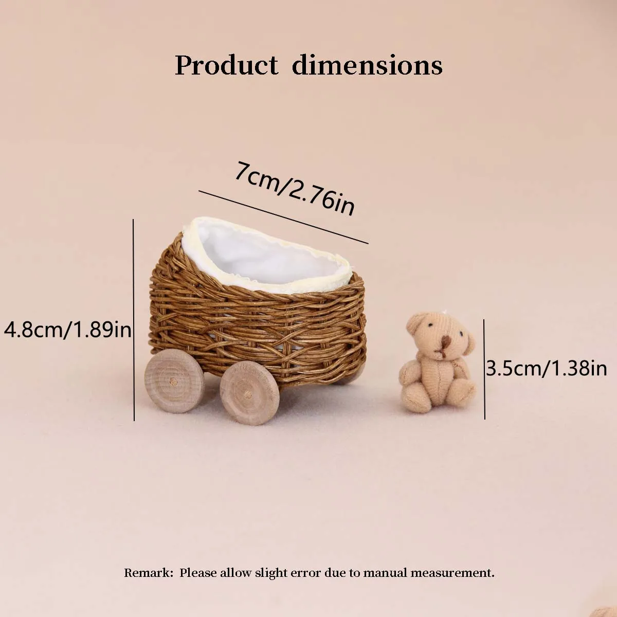 Miniature simulated furniture 1:12 rattan cradle with a little bear is suitable for dollhouse home decoration