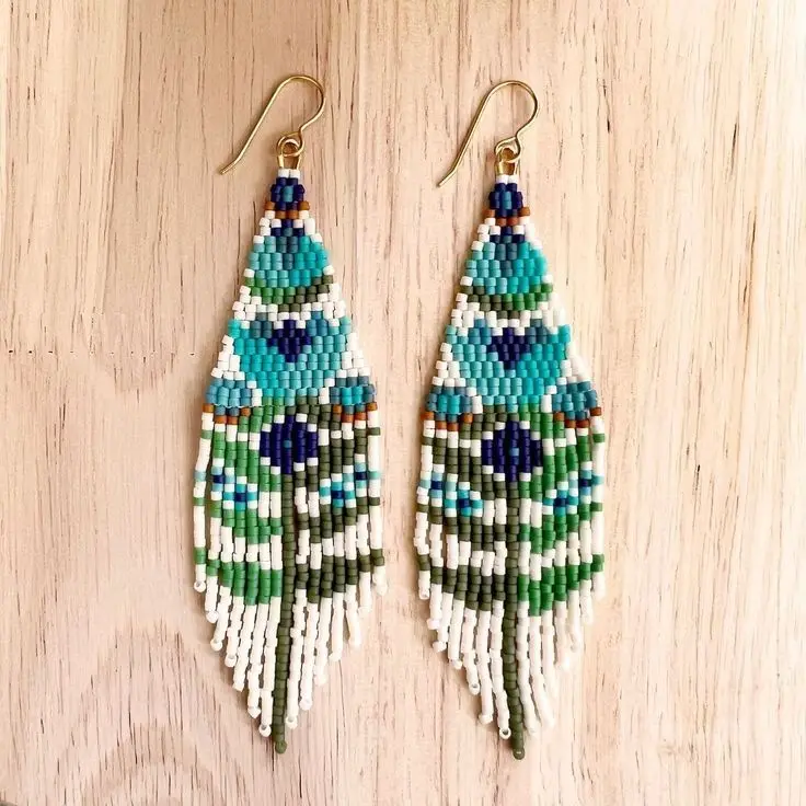 

Handmade Beaded Earrings Geometry Hand-woven Flowers Rainbow Gradient Color Bohemia Tassel Pattern Beaded Earrings for Women