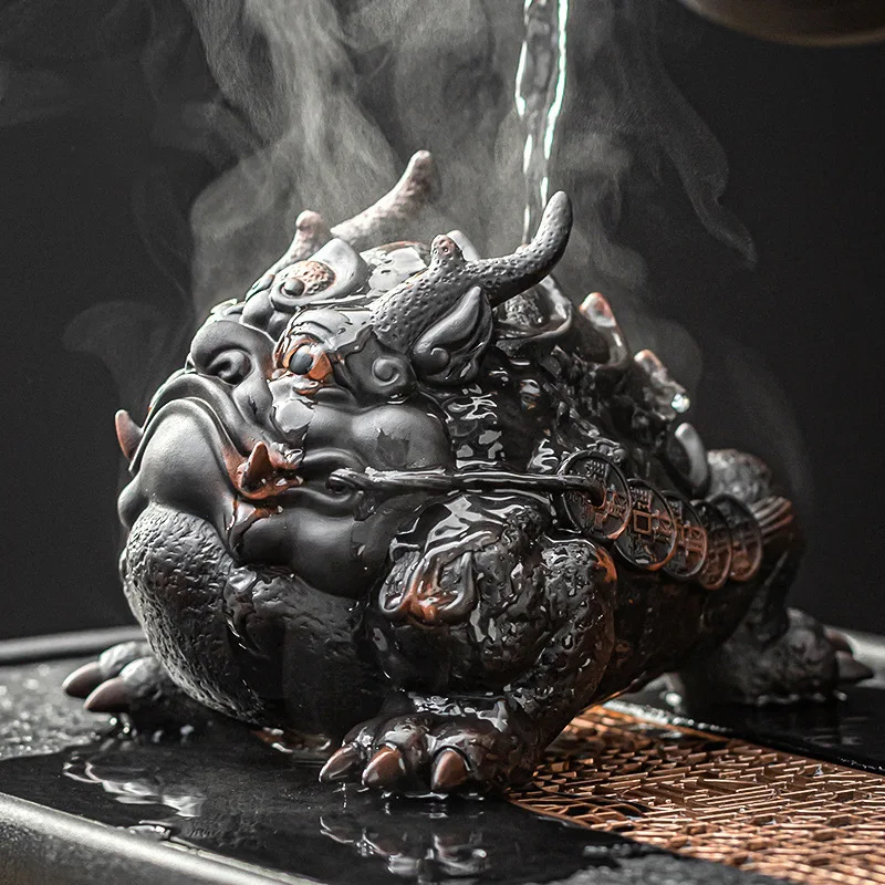 Toad Tea Pet, Purple Clay Decorative Figurine, Office and Living Room Table Ornament, Fortune Beast, Tea Play, Aquarium Tea Pet