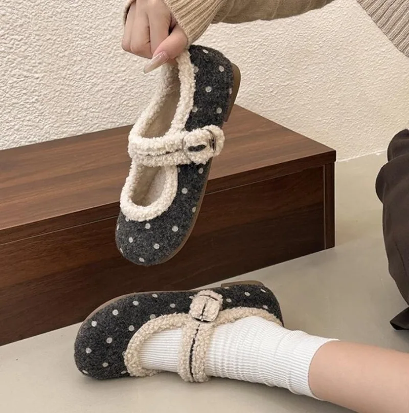White Furry Wool Loafers Women Lambs Fur Shoes Winter Cotton Padded Flats Ladies Comfy Slip On Mocasines Female Warm Lana Boots