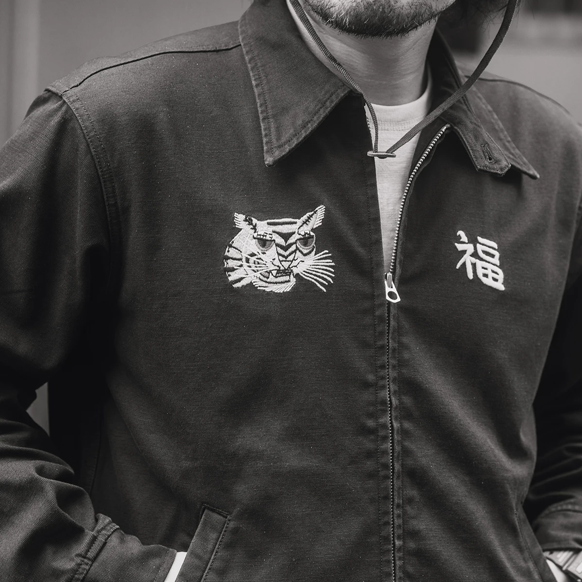 

New 2023 Non Sto Vietnam War Memorial Embroidered Jaet Horizontal Yokohama Collar Coat Long Sve Stand Fit Autum...