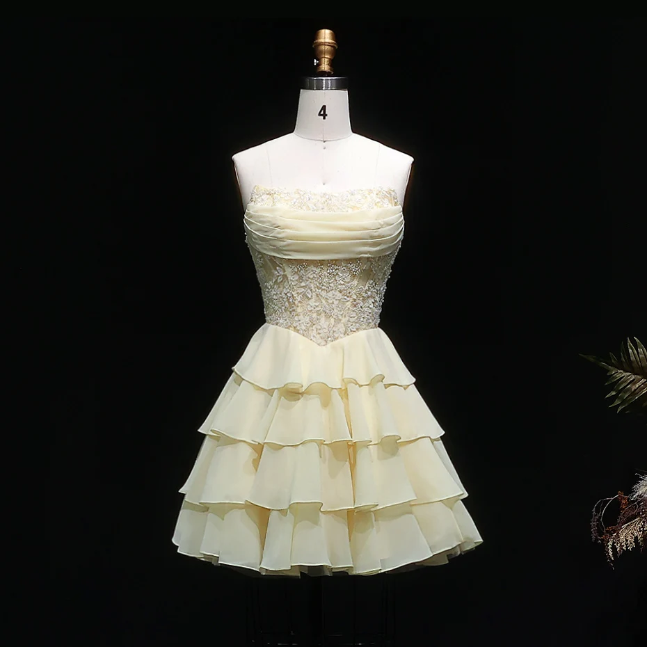 Sharon Said Gelbes trägerloses Homecoming-Kleid mit Perlenapplikationen, gestuften Rüschen, Chiffon, Dubai, kurzes Cocktail-Partykleid RM143, maßgeschneidert – Detail 5