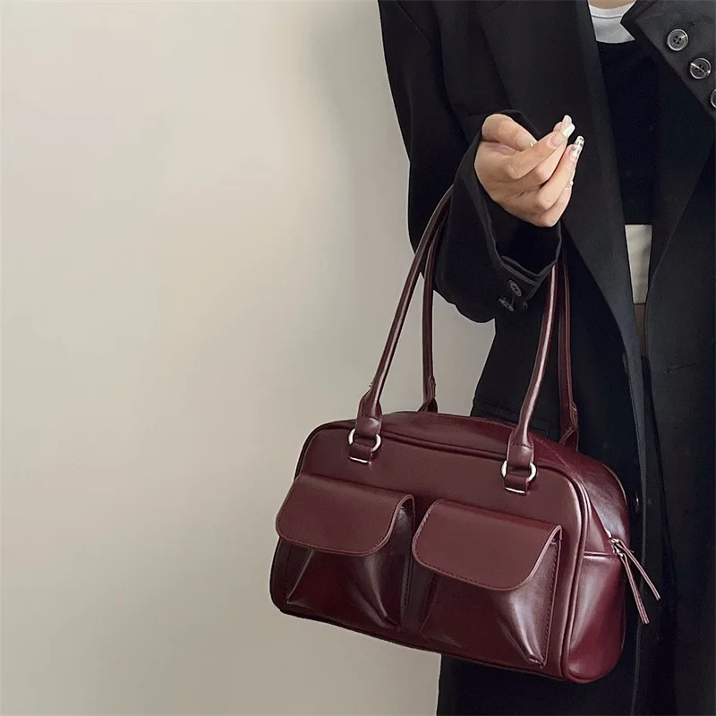 حقيبة نسائية ريترو حقيبة هوبو من جلد البولي يوريثان حقيبة تسوق عصرية صلبة مصممة للإبط حقيبة يد كاجوال بجيب مزدوج حقيبة تحت الإبط
