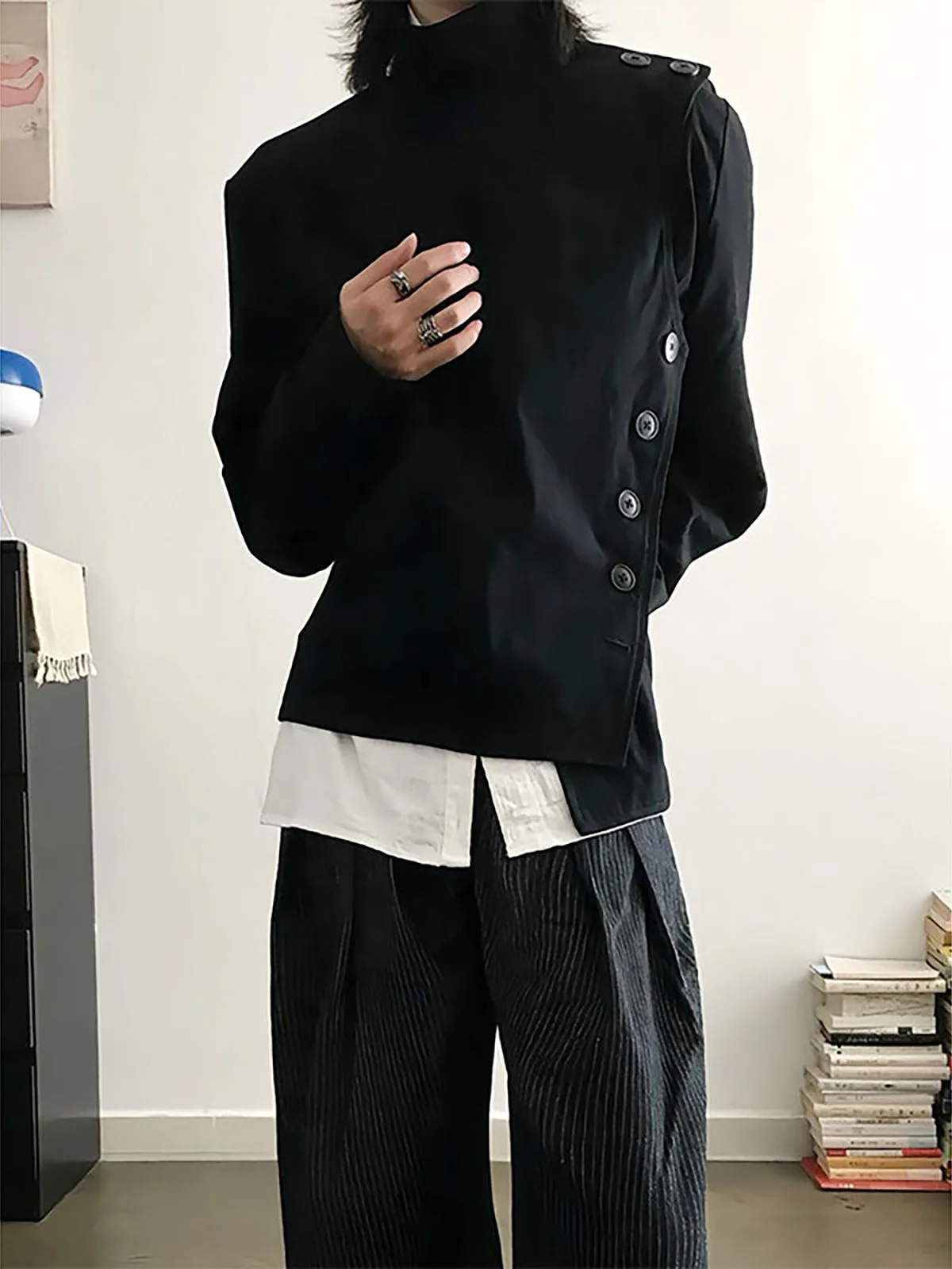 Cleanfit Black Short Men's Jacket Fencing Uniform Irregular Button Design Casual Style Long Sleeve Autumn Spring Jacket