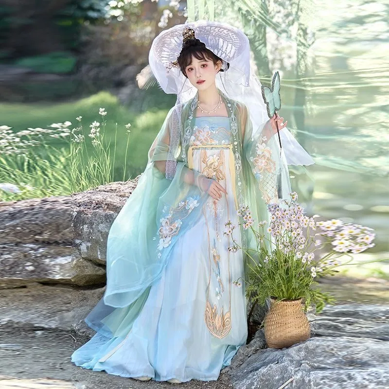 Hanfu chest-length Tang-style crocodile waist-length heavy industry spring and summer big-sleeved new embroidery embroidery set