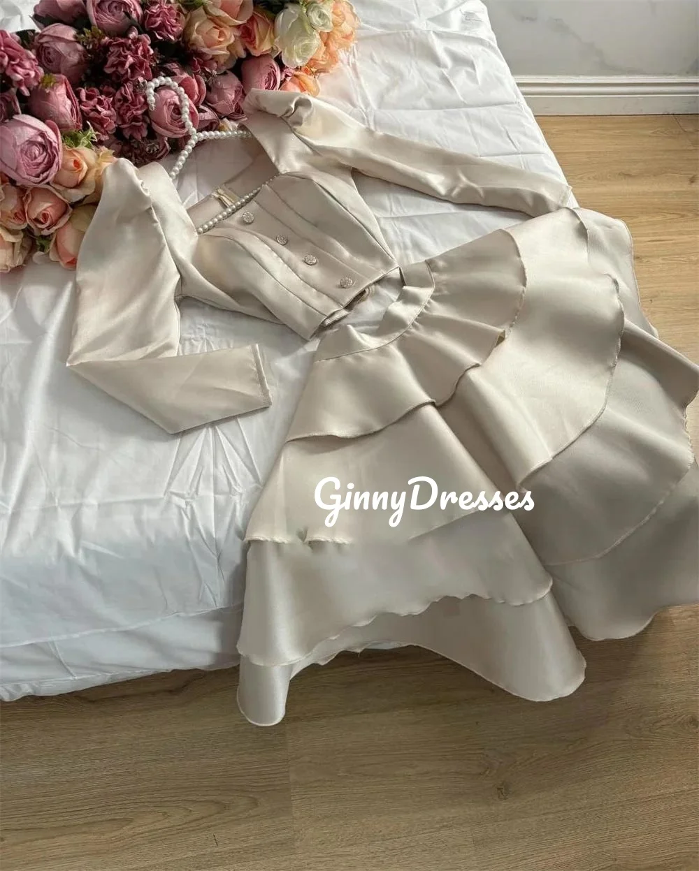 Vestido corto personalizado con escote cuadrado para mujer, elegante vestido de lujo con volantes y cremallera, vestidos de graduación con forro de manga larga para cóctel Dr