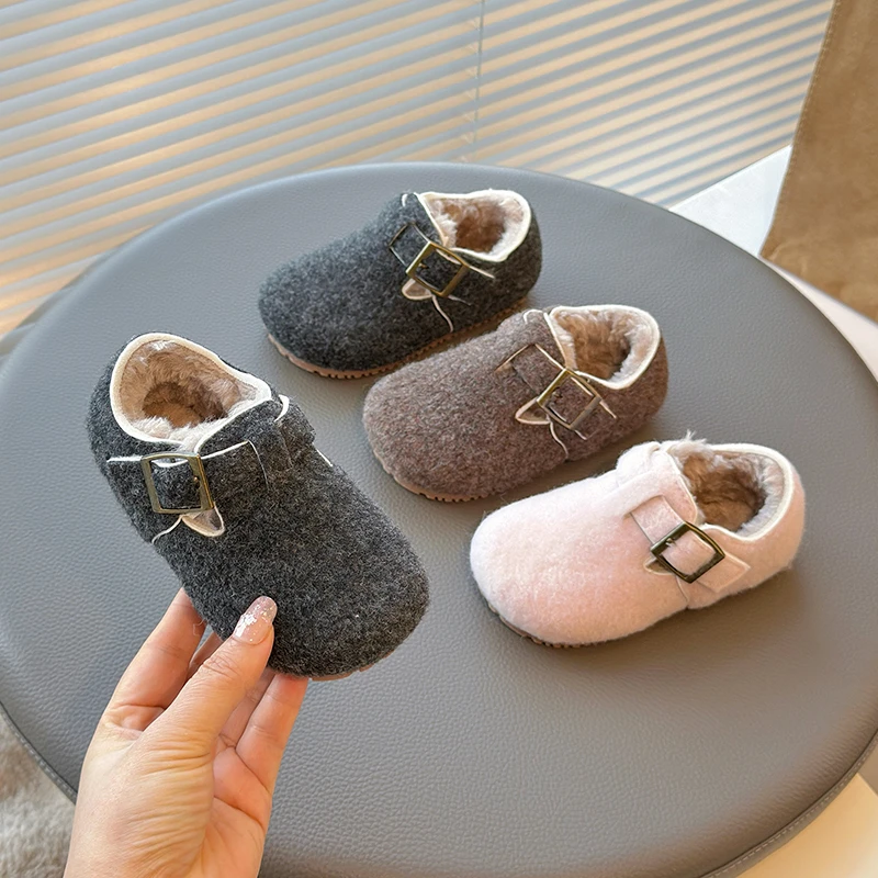 

2025 New Winter Warm Fleece Lined Girls Cotton Shoes Soft Sole Kids Casual Comfortable and Wear-resistant Cotton Shoes